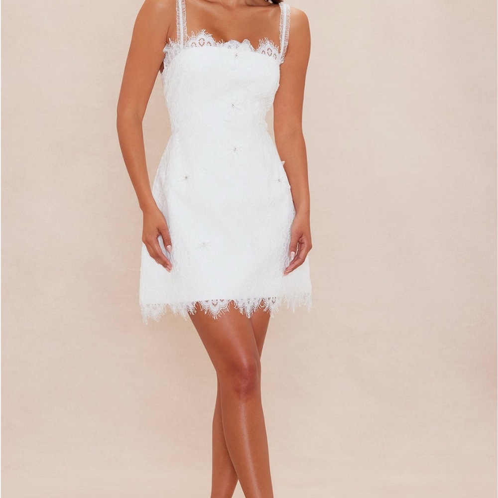 Elegant White Lace Mini Dress